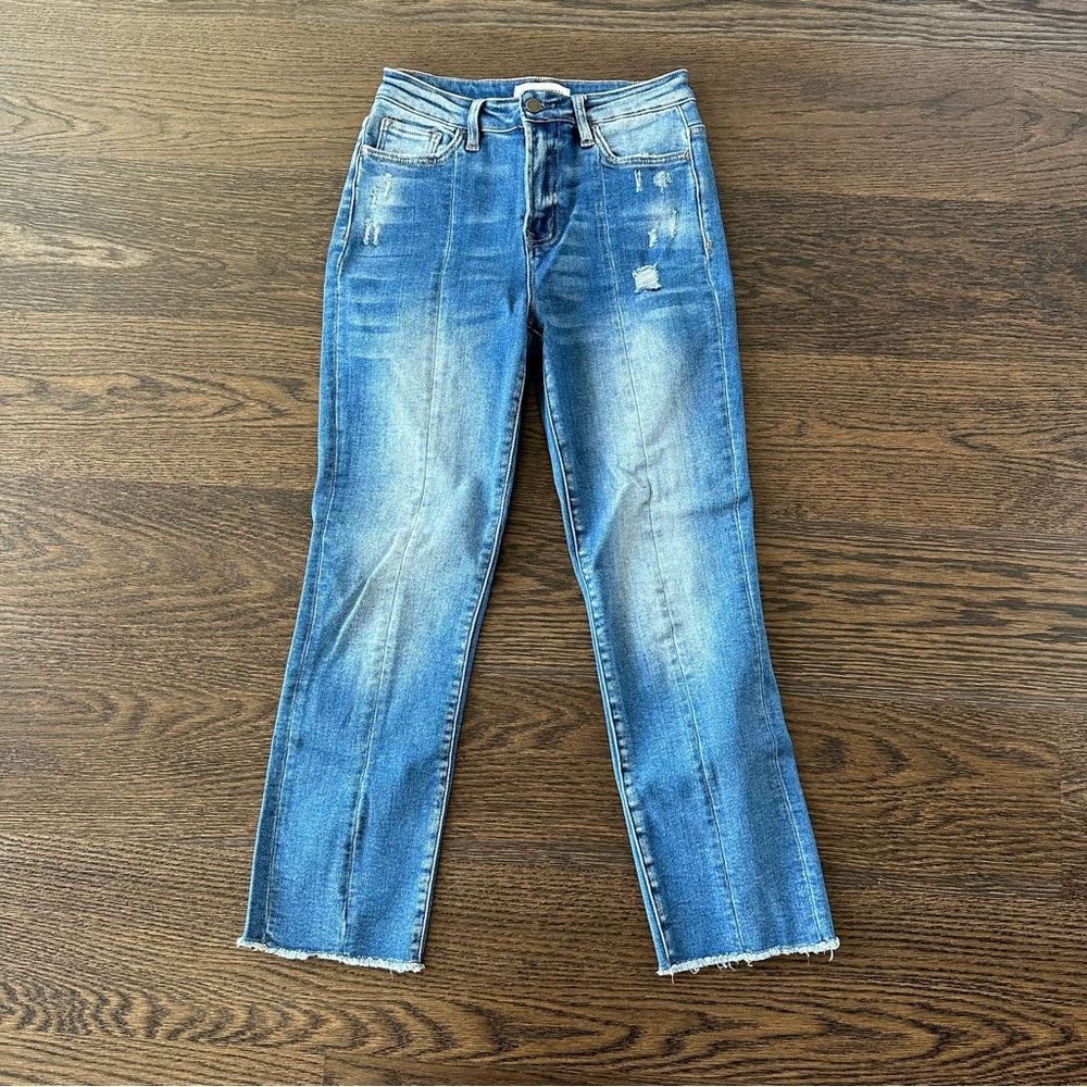 NWOT Flying Monkey Super High Rise Crop Jeans Back Slit. Lots of stretch!